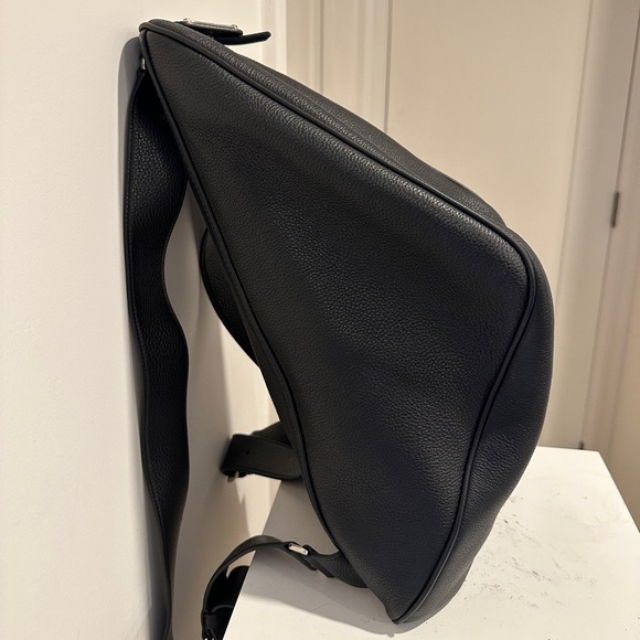 MENS PRADA BACKPACK - Picture 3 of 4